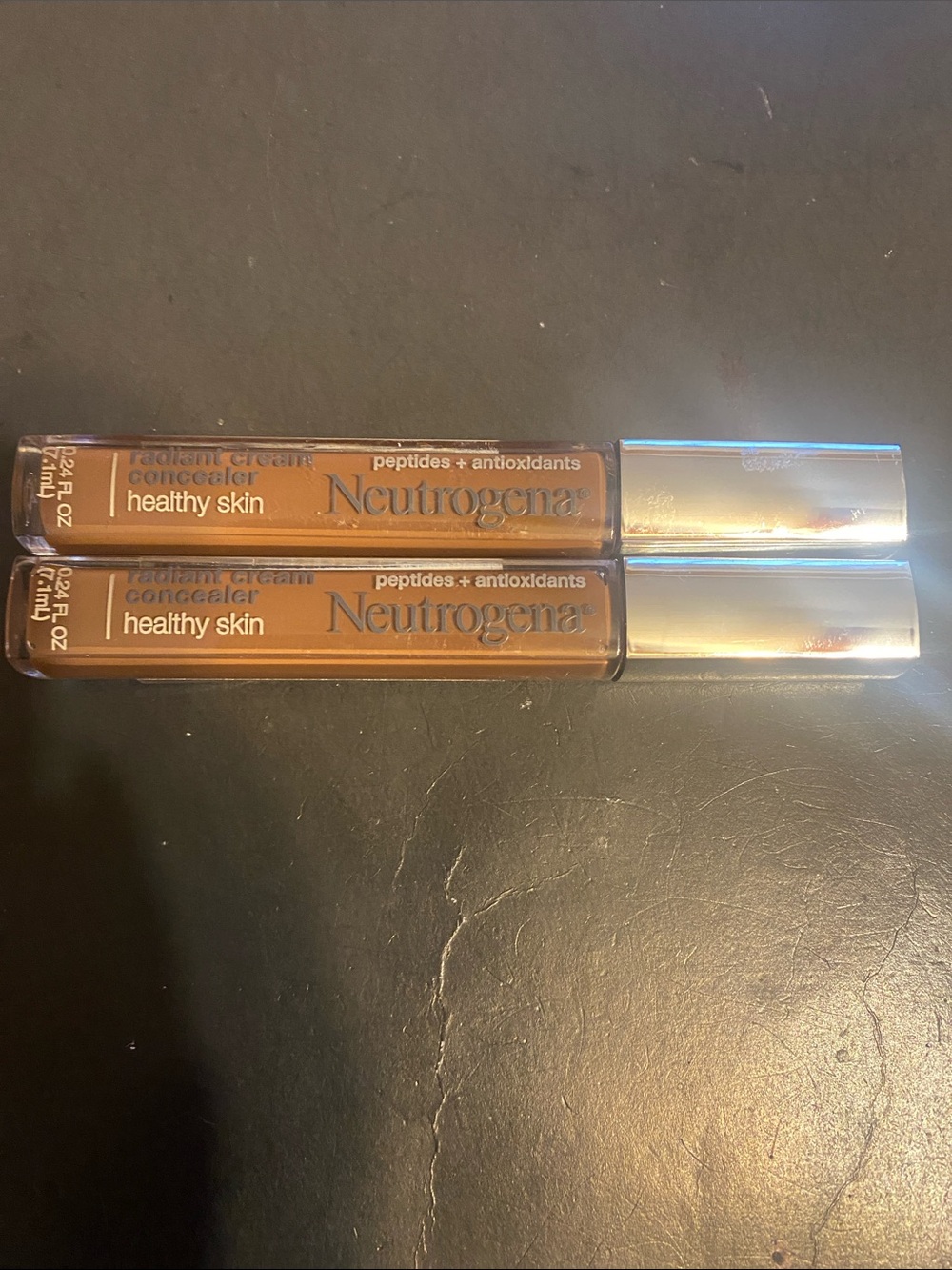Neutrogena Healthy Skin Radiant Cream Concealer - Deep Brown (Pair)